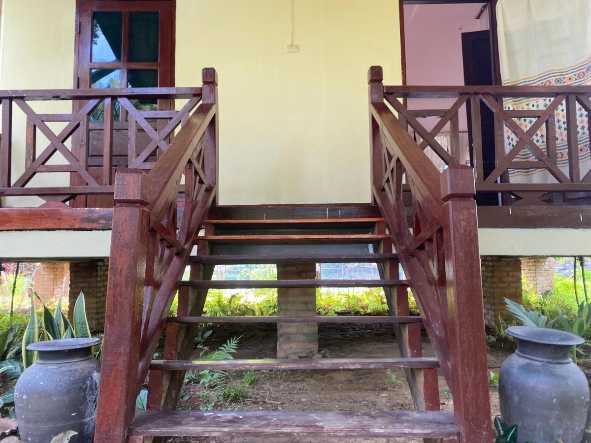 Vang Vieng Ruby'S Homestay Exterior foto